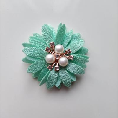 Fleur tissu trio de perle et strass 50mm vert eau