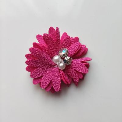 Fleur tissu crépé perle et strass 50mm rose fuchsia