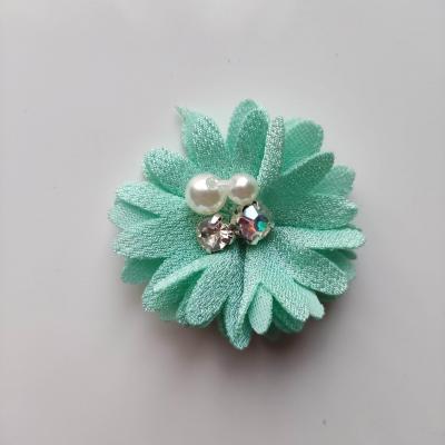 Fleur tissu crépé perle et strass 50mm vert eau