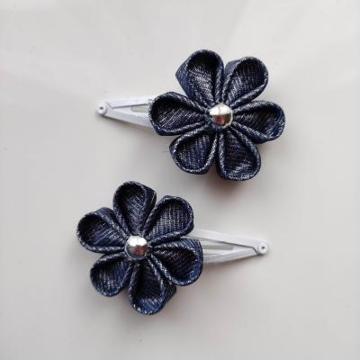 lot de 2 barrettes clic clac fleurs imitation jean B117
