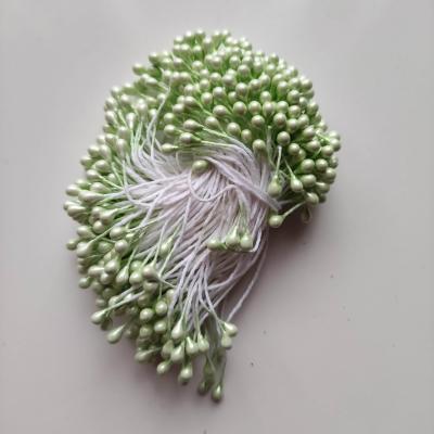 Lot de 10 pistils  tête de 3mm vert N05