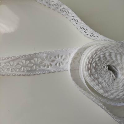 1 mètre de ruban gros grain ajouré motif fleur blanc  20mm