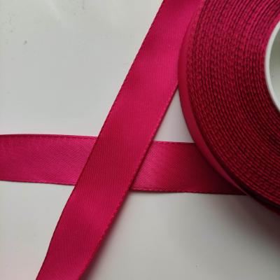 un mètre de ruban polyester rose fuchsia   25mm