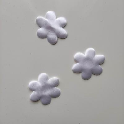 lot de 3 fleurs   satin 33mm blanc