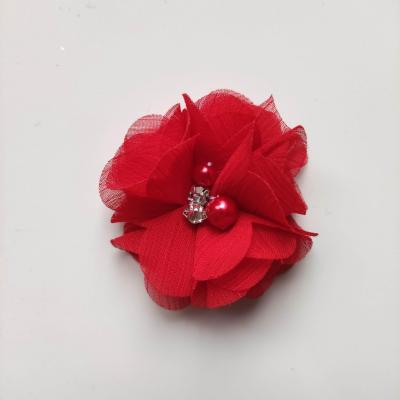 fleur perle et strass mousseline  55mm rouge