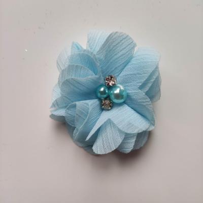 fleur perle et strass mousseline  55mm bleu ciel
