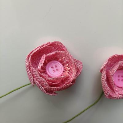 lot de 2 fleurs en tissu  pistils sur tige rose 40mm