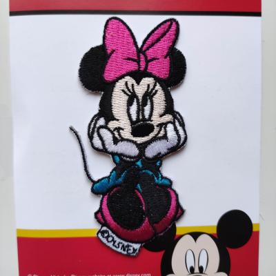 Ecusson , patch  à repasser  minnie 4,5*9cm