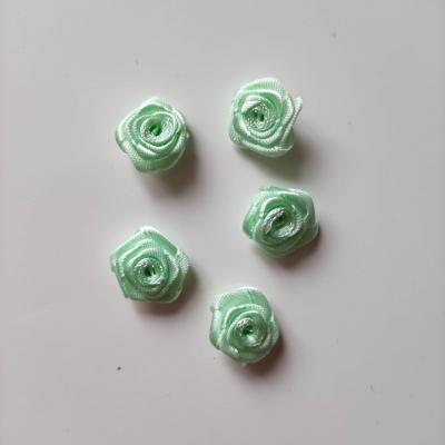 lot de 5 mini rose en satin 15mm vert clair