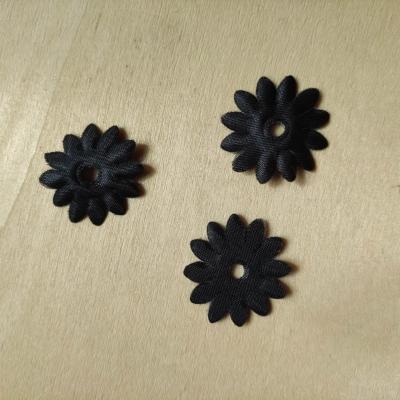 Lot de 3 appliques  fleur matelassées noir   25mm