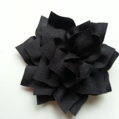 fleur en tissu noir 70mm