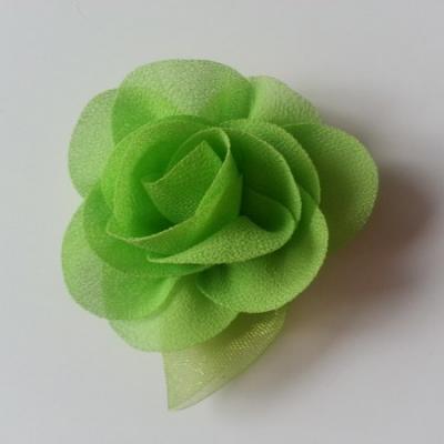 Fleur en mousseline avec feuille  50mm verte