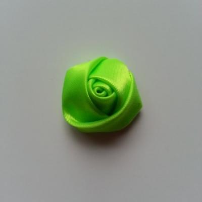 Fleur de satin bouton de rose 2.2cm vert