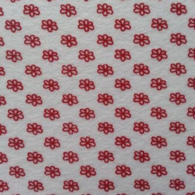 Carré de feutrine motif fleur 15*15cm blanc et rouge