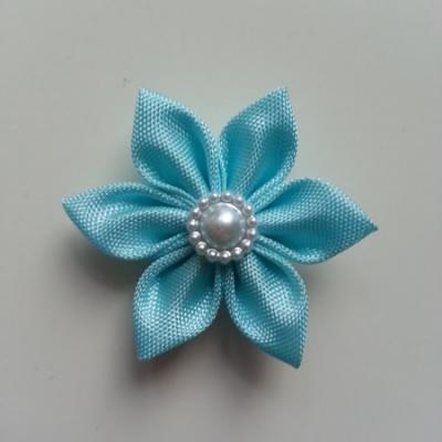 fleur en tissu 4cm bleu pétales pointus