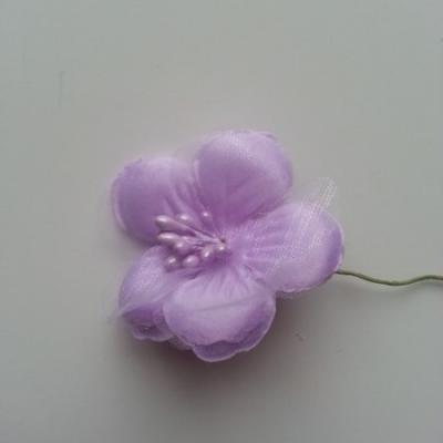 Fleur en tissu et pistils sur tige 5cm mauve