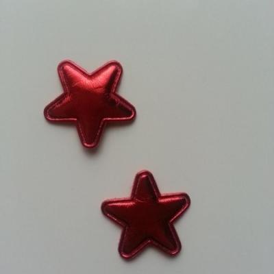 Lot de 2 appliques étoiles matelassées 25*25 mm rouge