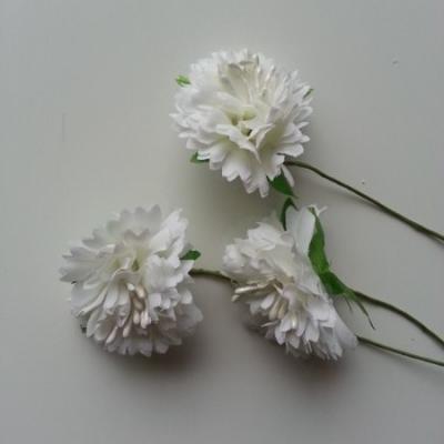 lot de 3 fleurs en tissu et pistils sur tige 40mm ivoire