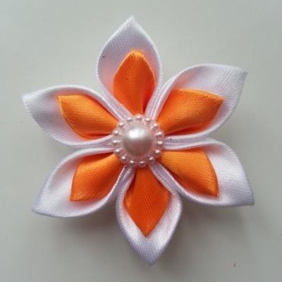 Fleur double en satin blanc et orange   5cm