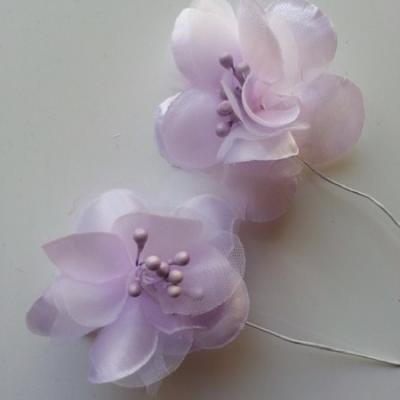 lot de 2 fleurs en tissu mauve 45mm sur tige avec pistils