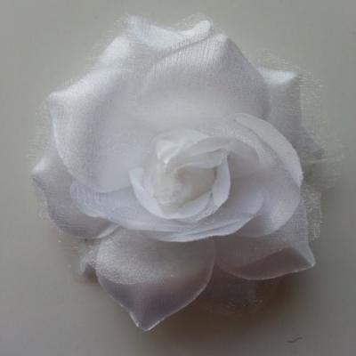 Rose bicolore en tissu   70mm  blanc