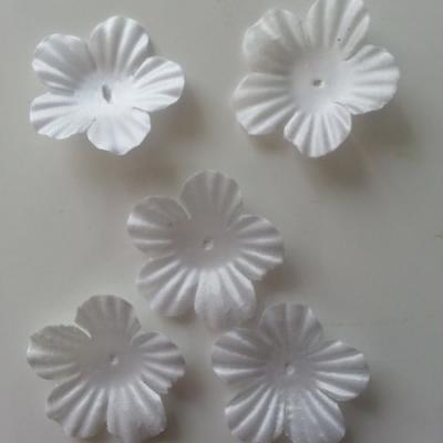 Lot de 5 fleurs en tissu  35mm blanc