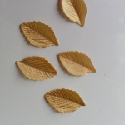 Lot de 5 feuilles en tissu  30*15mm marron