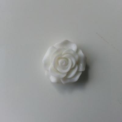 fleur  en résine  20mm blanc