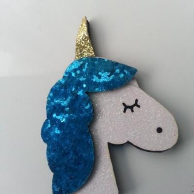 applique licorne pailletée  60mm blanc et bleu