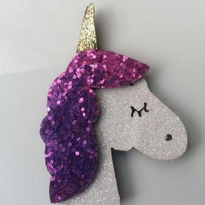 applique licorne pailletée  60mm blanc et violet