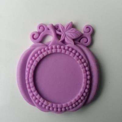 support pour cabochon de 25mm en résine citrouille mauve