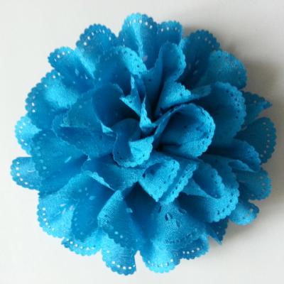 fleur dentelée en tissu bleu turquoise  80mm