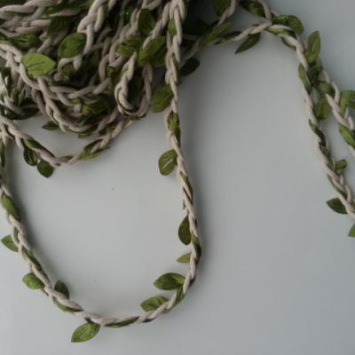 0.5 mètre de cordon tressé feuillage blanc et vert