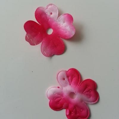 lot de 2 fleurs en tissu rose fuchsia et blanc 40mm