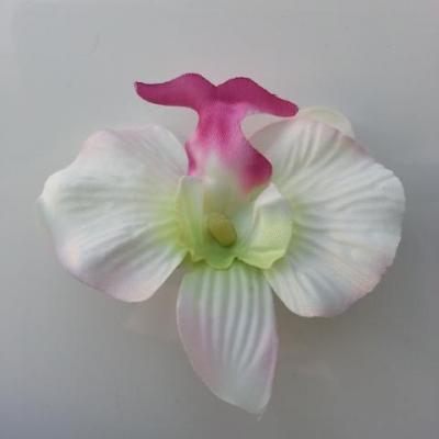 orchidée artificielle en tissu ivoire , vert et rose fuchsia  65mm