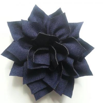 fleur en tissu bleu marine 70mm