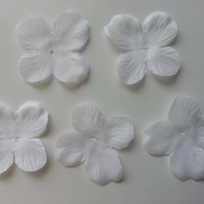 lot de 5 fleurs en tissu 50mm blanc
