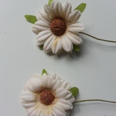 lot de 2 fleurs marguerite artificielles sur tige 50mm beige