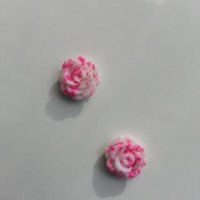 Lot de 2 fleurs en résine  14mm blanc et rose
