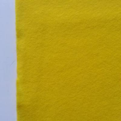 feuille de feutrine souple jaune 20*29.5cm