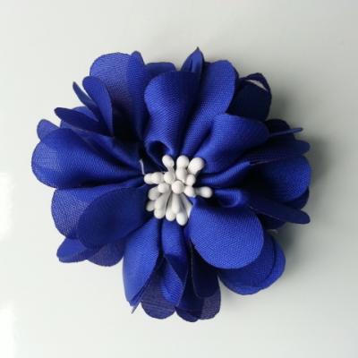 fleur en satin de soie et pistils 50mm  bleu royal ,roi