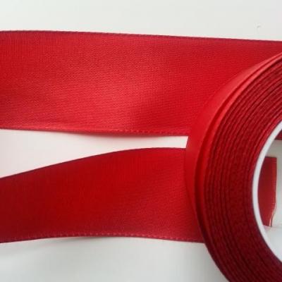 un mètre de ruban polyester rouge   40mm