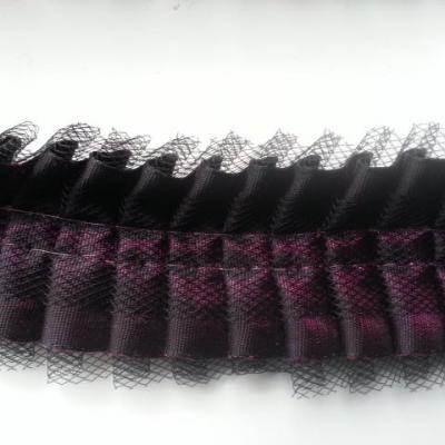 1 Mètre de ruban plissé avec tulle noir et prune 4cm