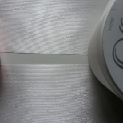 1 metre de ruban  polyester blanc cassé  69 mm