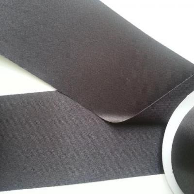 1 metre de ruban  polyester noir  64 mm