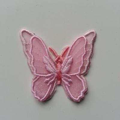 double papillon en dentelle  rose 50mm