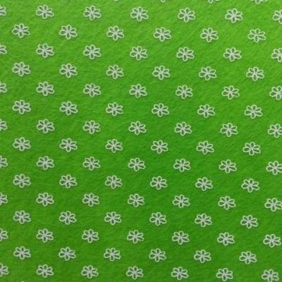 Carré de feutrine motif fleur 15*15cm blanc et vert