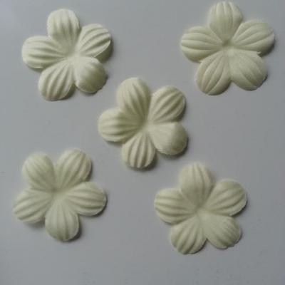 Lot de 5 fleurs en tissu  35mm ivoire