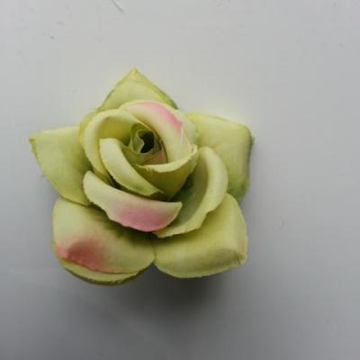 rose artificielle en tissu  de 60mm vert