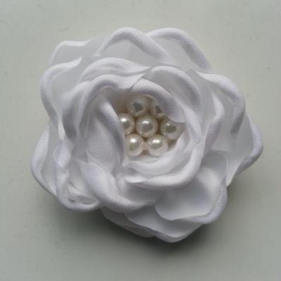 fleur satin de soie centre perle 55mm blanc